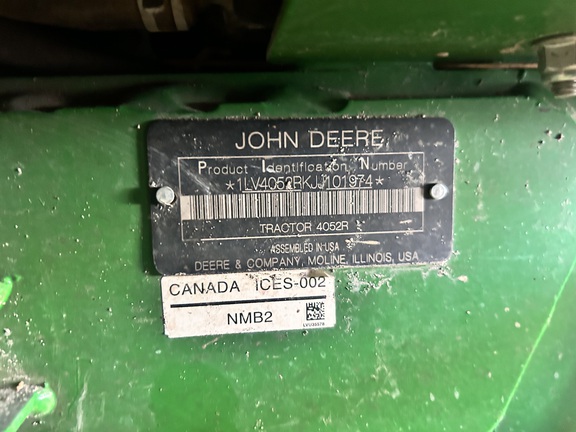 2018 John Deere 4052R Tractor Compact
