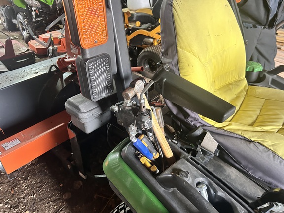 2013 John Deere 1025R Tractor Compact