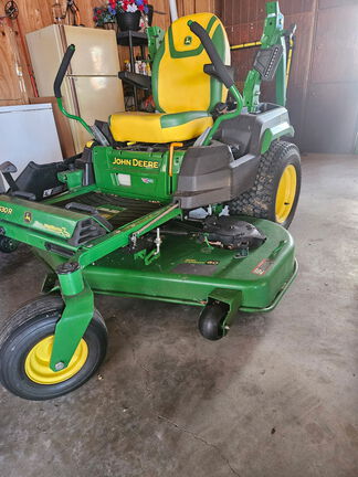 2024 John Deere Z530R Mower/Zero Turn