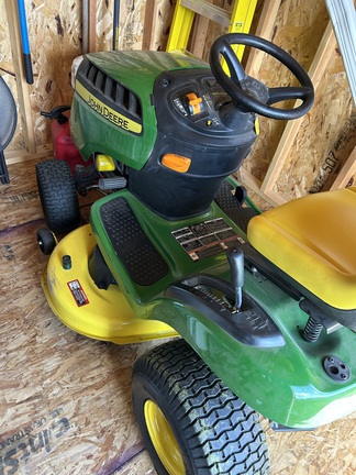 2017 John Deere D110 Garden Tractor