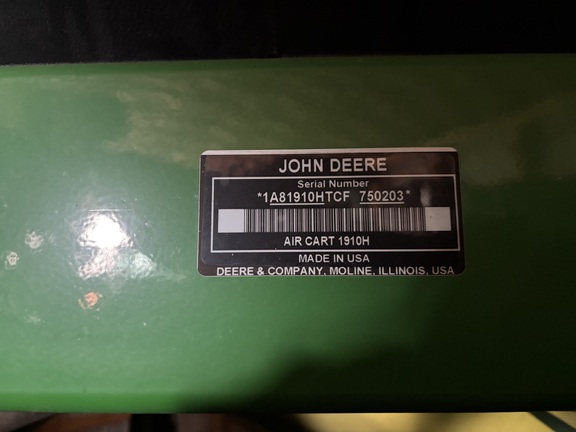 2013 John Deere 1890 Air Seeder