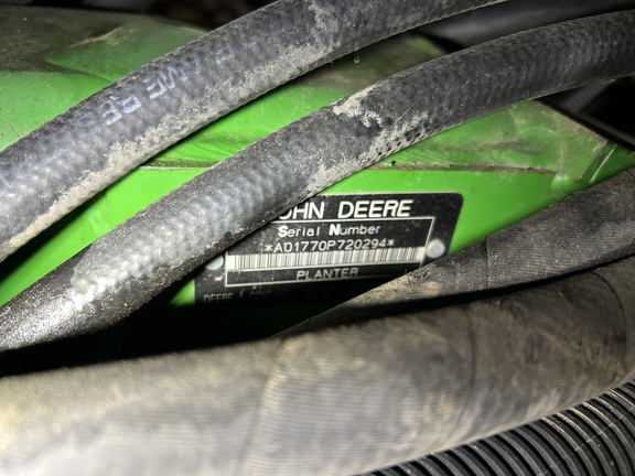 2007 John Deere 1770NT CCS Planter