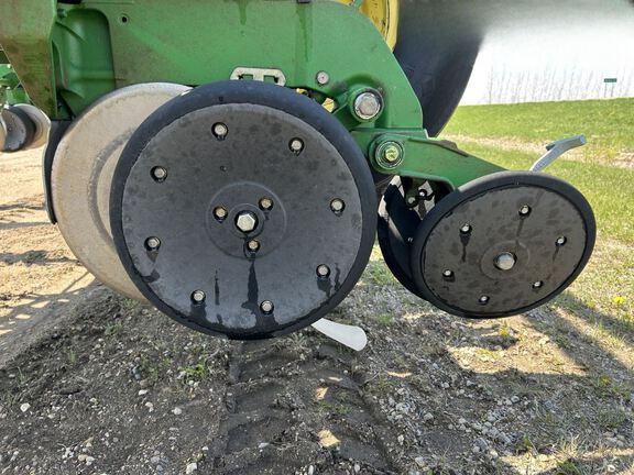 2007 John Deere 1770NT Planter