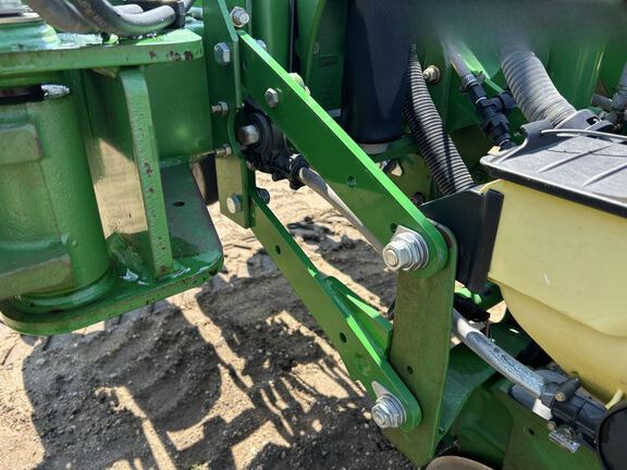 2007 John Deere 1770NT Planter