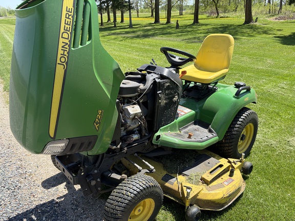 2012 John Deere X724 Garden Tractor
