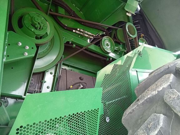 2022 John Deere S780 Combine