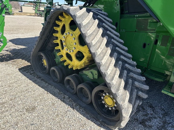 2023 John Deere X9 1100 Combine