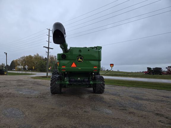 2023 John Deere S780 Combine