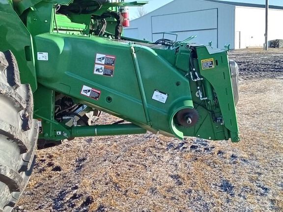 2023 John Deere S780 Combine