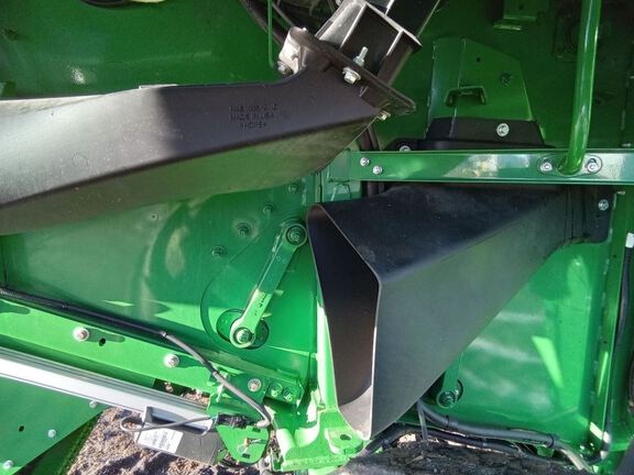 2023 John Deere S780 Combine