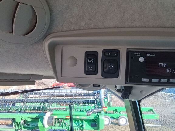 2023 John Deere S780 Combine