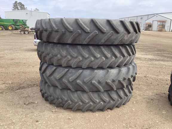 2022 Goodyear 380/54 380/3 Tires