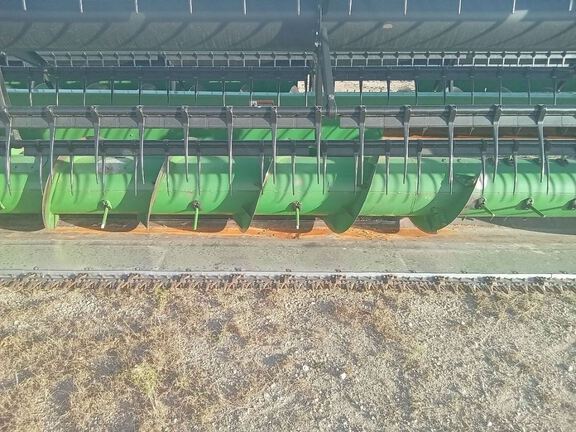 2009 John Deere 630F Header Combine