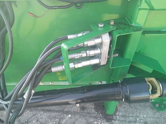 2009 John Deere 635F Header Combine