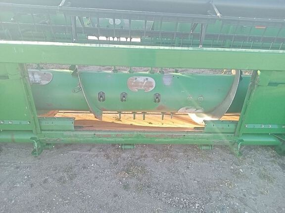 2009 John Deere 635F Header Combine