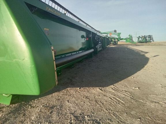 2009 John Deere 635F Header Combine