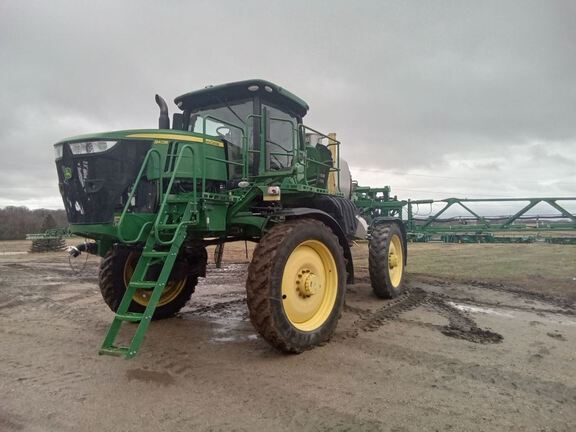 2018 John Deere R4038 Sprayer/High Clearance