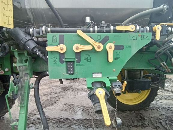 2018 John Deere R4038 Sprayer/High Clearance