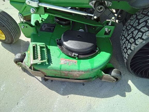 2017 John Deere Z930R Mower/Zero Turn