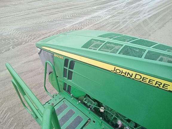 2018 John Deere R4045 Sprayer/High Clearance