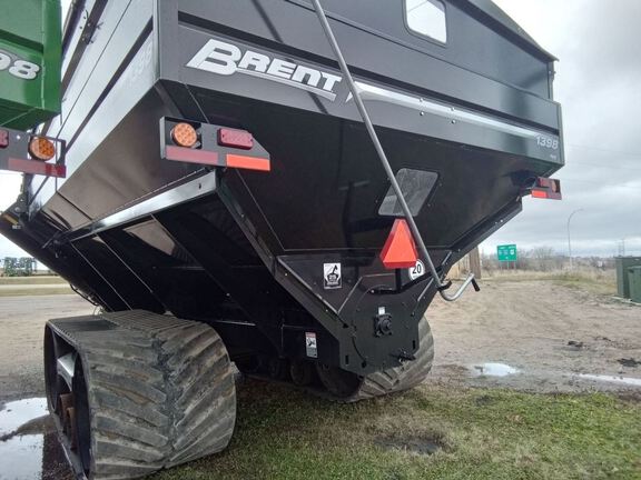 2023 Brent 1398 Grain Cart