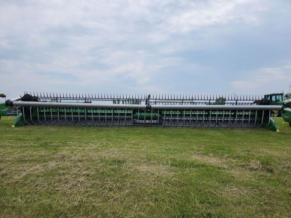 2024 John Deere RD40F Header Combine