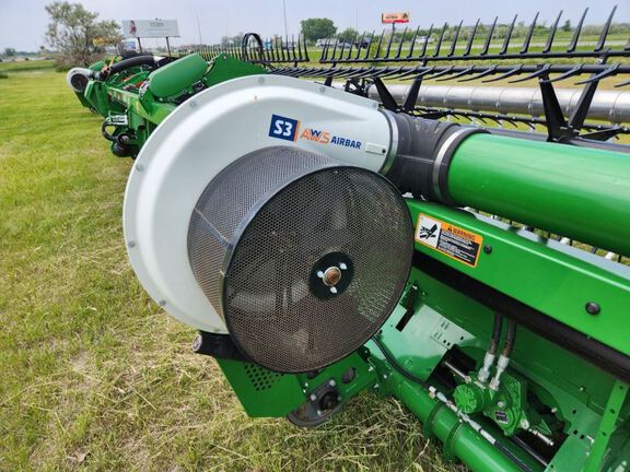 2024 John Deere RD40F Header Combine