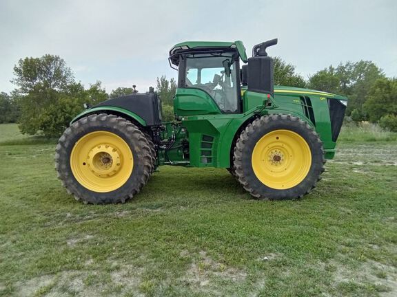 2023 John Deere 9R 440 Tractor 4WD