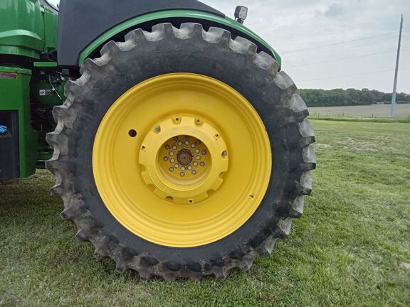 2023 John Deere 9R 440 Tractor 4WD