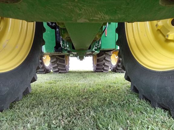 2023 John Deere 9R 440 Tractor 4WD