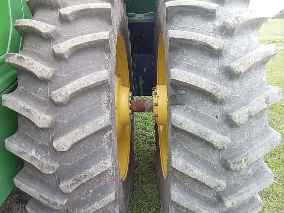 2023 John Deere 9R 440 Tractor 4WD