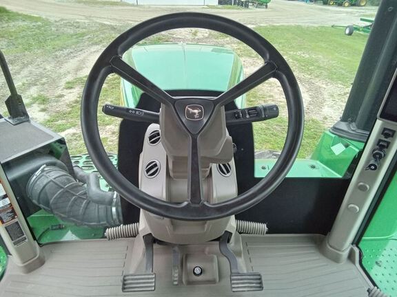 2023 John Deere 9R 440 Tractor 4WD