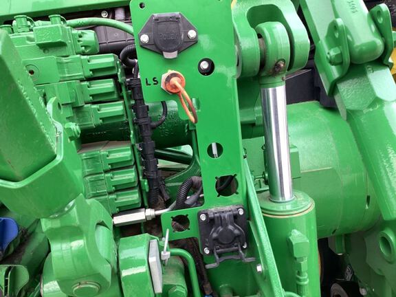 2023 John Deere 8RX 370 Tractor Rubber Track