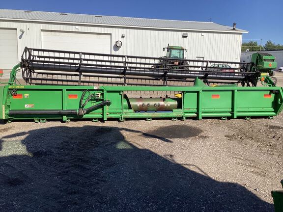 2004 John Deere 625F Header Combine