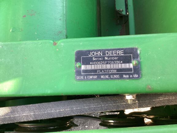 2004 John Deere 625F Header Combine