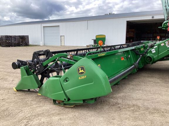 2009 John Deere 635F Header Combine