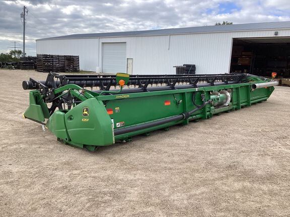 2009 John Deere 635F Header Combine