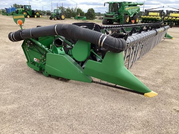 2009 John Deere 635F Header Combine