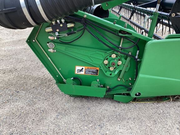 2009 John Deere 635F Header Combine