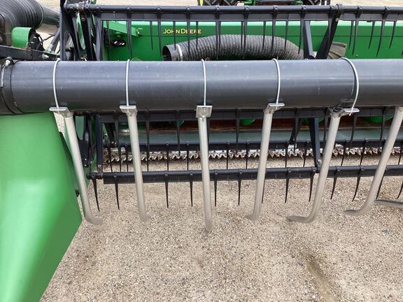 2009 John Deere 635F Header Combine