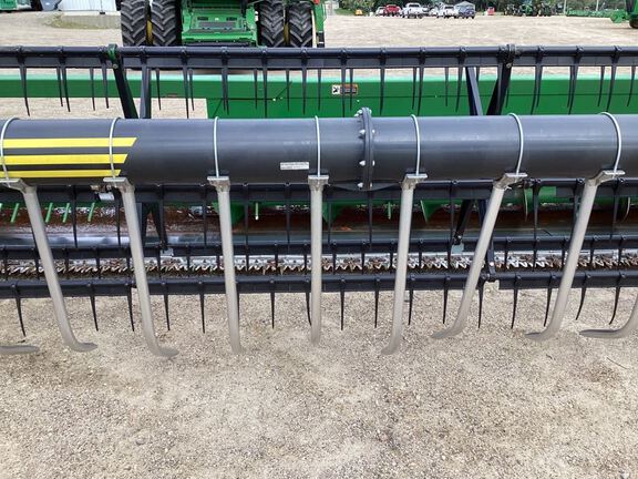 2009 John Deere 635F Header Combine
