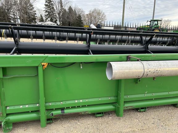 2009 John Deere 635F Header Combine