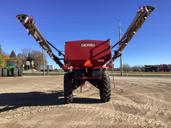 2018 Salford 8608 Applicator