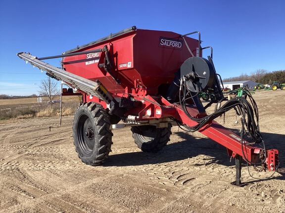 2018 Salford 8608 Applicator