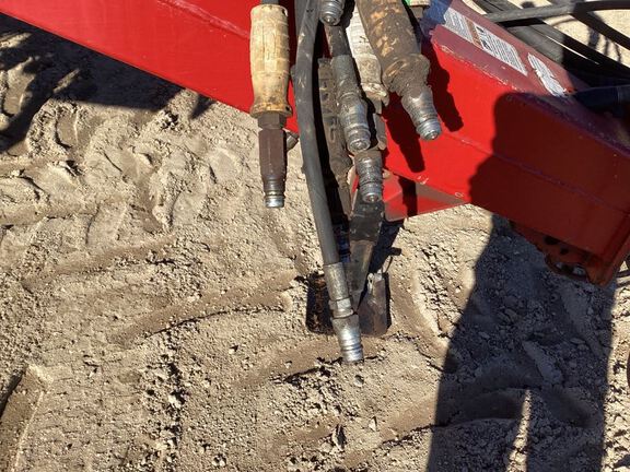 2018 Salford 8608 Applicator