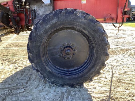 2018 Salford 8608 Applicator