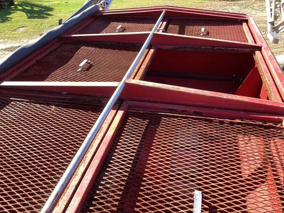 2018 Salford 8608 Applicator