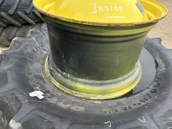 2019 John Deere 20 BOLT RIMS Tires