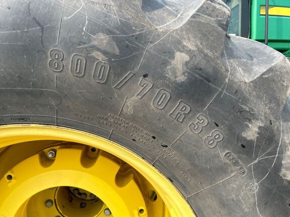 2011 John Deere 9530 Tractor 4WD