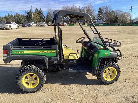 2013 John Deere 825I ATV